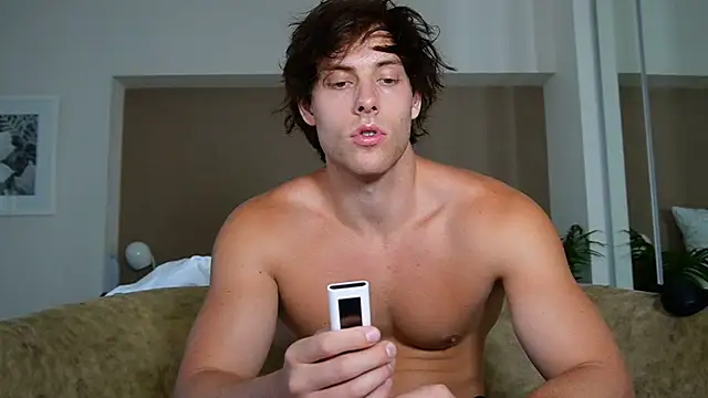Snapshot of alex_islivee chatting on 24, 4, 2026 alex islivee online show from 24, 4, 2026
