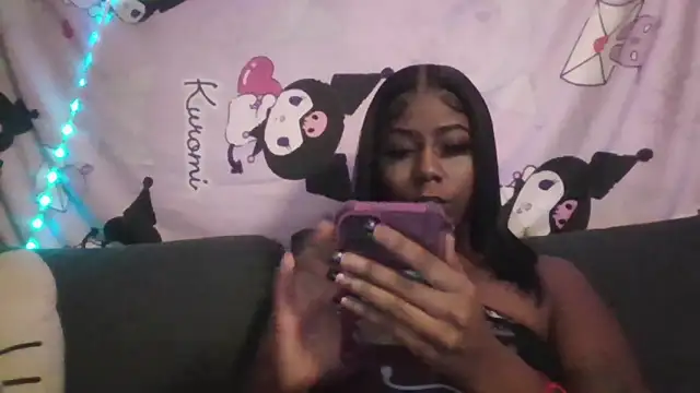 Snapshot of Mistresslucyxxx chatting on 27, 11, 2025 Mistresslucyxxx online show from 27, 11, 2025