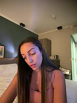 BelleRune online show from 25, 7, 2026