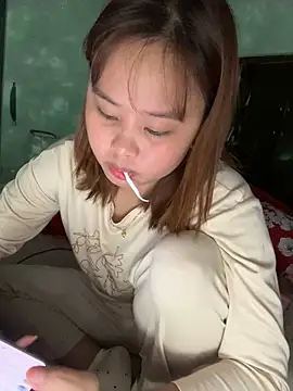 Lina8386 online show from 19, 12, 2025