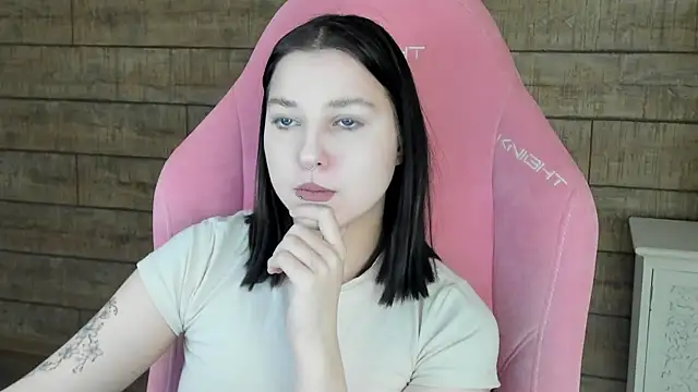 TinnaBurton online show from 7, 2, 2026