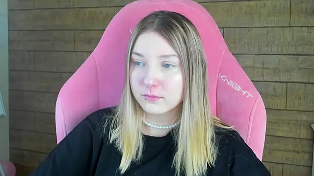 TinnaBurton online show from 21, 5, 2026