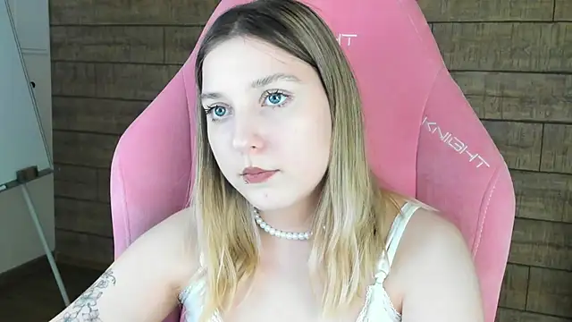 TinnaBurton online show from 11, 6, 2026