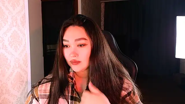 Snapshot of Emma_Uilson chatting on 30, 11, 2025 Emma Uilson online show from 30, 11, 2025