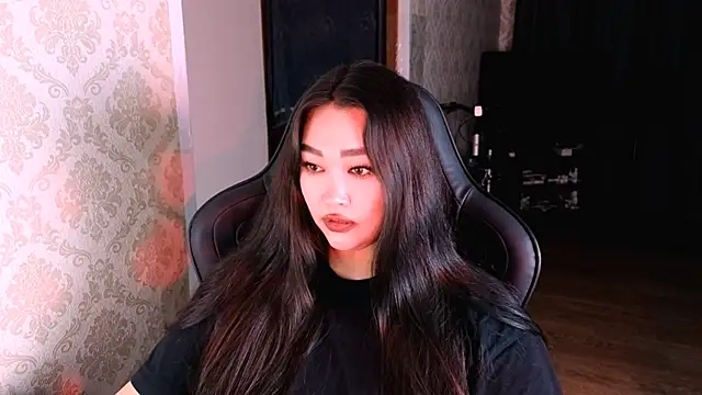 Snapshot of Emma_Uilson chatting on 11, 1, 2026 Emma Uilson online show from 11, 1, 2026