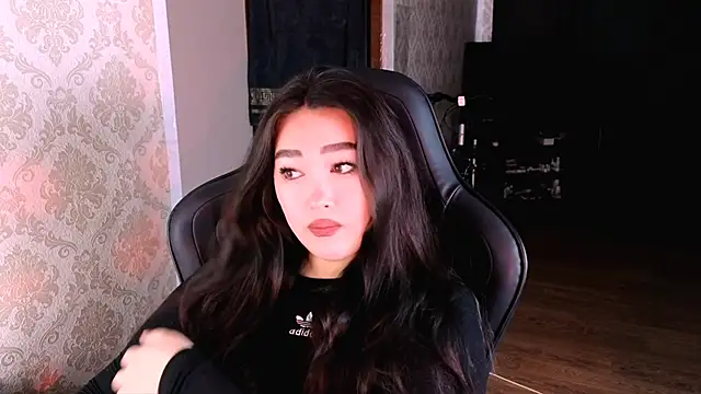 Snapshot of Emma_Uilson chatting on 16, 2, 2026 Emma Uilson online show from 16, 2, 2026