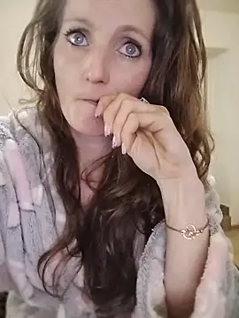 Snapshot of CrazyMaya39 chatting on 2, 5, 2026 CrazyMaya39 online show from 2, 5, 2026