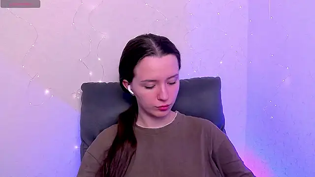 BellaVelure6767 online show from 27, 5, 2026