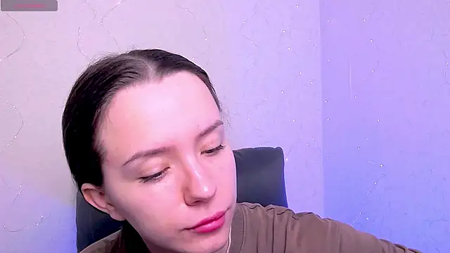 BellaVelure6767 online show from 4, 6, 2026