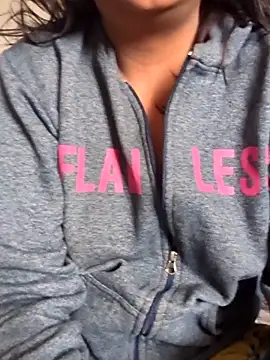 Snapshot of Kinky_Aleena chatting on 1, 12, 2025 Kinky Aleena online show from 1, 12, 2025