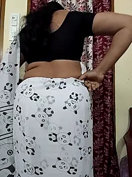 Snapshot of Indian_Telugu_Indhu chatting on 9, 4, 2026 Indian Telugu Indhu online show from 9, 4, 2026