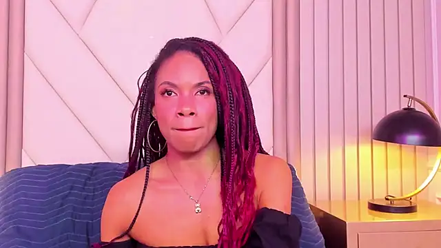 LailaDavidson online show from 25, 4, 2026