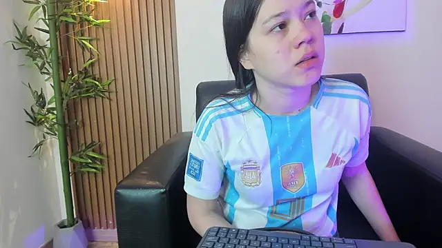 Emily Frostt online show from 16, 7, 2026