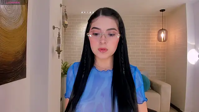 HaileyRoss  online show from 24, 4, 2026