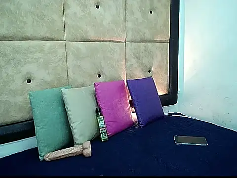 Lucidolls online show from 22, 11, 2025