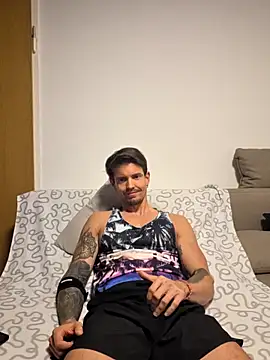 Snapshot of Mystery_Mark chatting on 18, 5, 2026 Mystery Mark online show from 18, 5, 2026