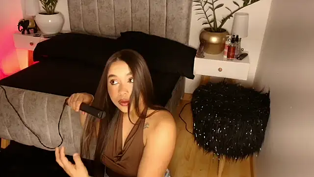 Lucy Carson online show from 16, 11, 2025