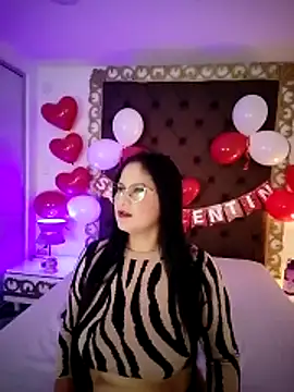 AlinaMilf online show from 10, 2, 2026