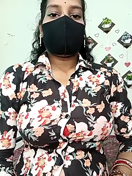 Desi Hot Queen online show from 5, 3, 2026