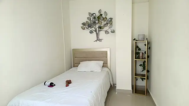 Sienna harrington online show from 22, 11, 2025