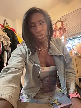 Motherbigbus online show from 26, 4, 2026