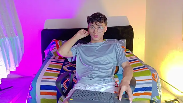 andrew dann online show from 20, 7, 2026