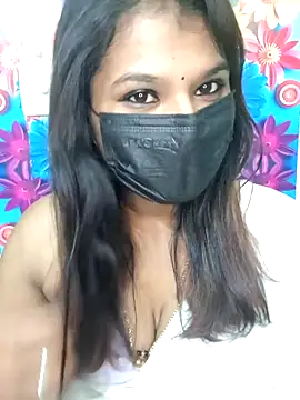 Snapshot of Premalatha_28 chatting on 21, 11, 2025 Premalatha 28 online show from 21, 11, 2025