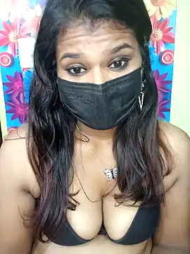 Snapshot of Premalatha_28 chatting on 24, 11, 2025 Premalatha 28 online show from 24, 11, 2025