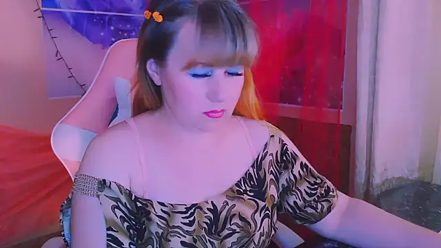 Snapshot of BESTLOLA chatting on 19, 6, 2026 BESTLOLA online show from 19, 6, 2026