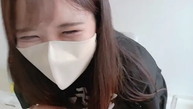 Nemu chan  online show from 27, 6, 2026