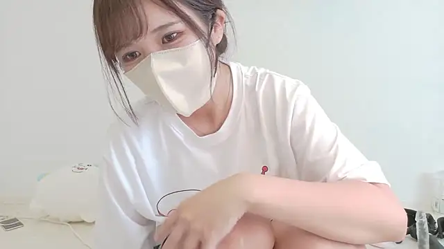 Nemu chan  online show from 15, 7, 2026