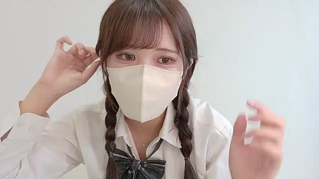 Nemu chan  online show from 18, 7, 2026