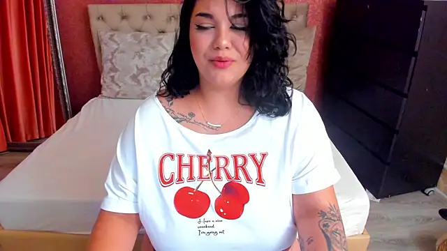 Snapshot of SpicyCarlaXX chatting on 10, 6, 2026 SpicyCarlaXX online show from 10, 6, 2026