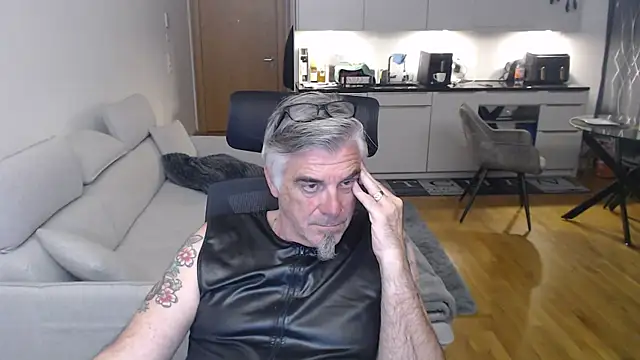 Buidapest online show from 29, 4, 2026