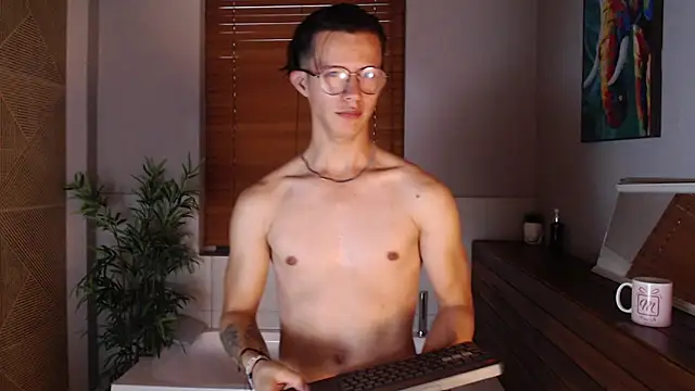 Brandon starkk online show from 4, 12, 2025