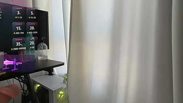 Emily jayreal online show from 30, 4, 2026