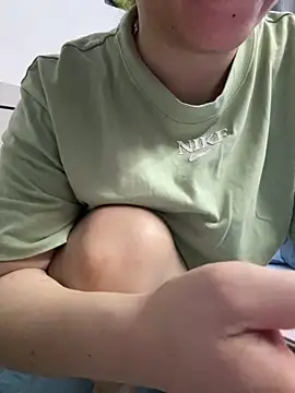 lili-8979 online show from 17, 3, 2026