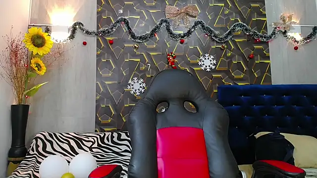 Snapshot of negga_cum chatting on 5, 12, 2025 negga cum online show from 5, 12, 2025