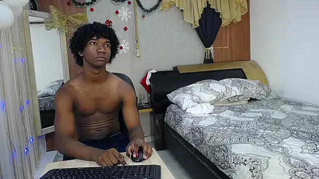 Snapshot of negga_cum chatting on 6, 1, 2026 negga cum online show from 6, 1, 2026
