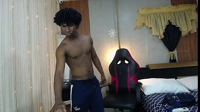 Snapshot of negga_cum chatting on 31, 1, 2026 negga cum online show from 31, 1, 2026