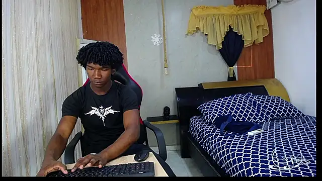 Snapshot of negga_cum chatting on 15, 2, 2026 negga cum online show from 15, 2, 2026