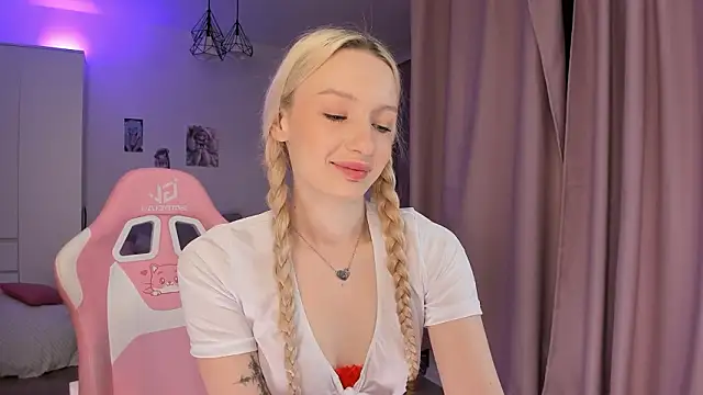 Tiffany Paw online show from 17, 3, 2026