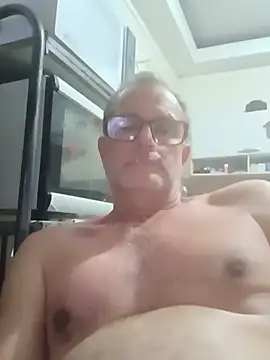Snapshot of nard53 chatting on 10, 7, 2026 nard53 online show from 10, 7, 2026