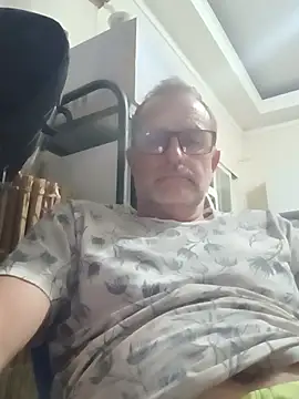 Snapshot of nard53 chatting on 13, 7, 2026 nard53 online show from 13, 7, 2026