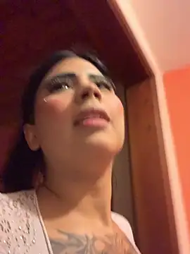 Dannii- online show from 25, 4, 2026