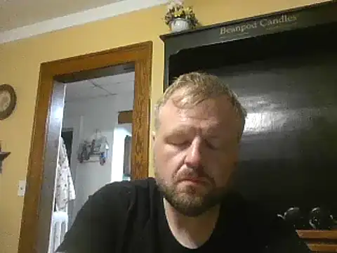 Snapshot of TheOneDonShaun chatting on 3, 6, 2026 TheOneDonShaun online show from 3, 6, 2026