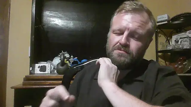 Snapshot of TheOneDonShaun chatting on 25, 6, 2026 TheOneDonShaun online show from 25, 6, 2026