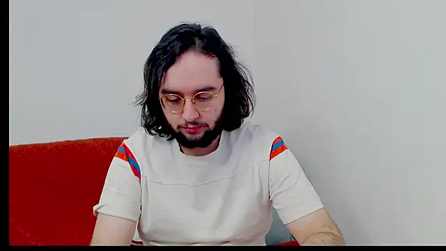 Snapshot of eren_jaeger2000 chatting on 30, 3, 2026 eren jaeger2000 online show from 30, 3, 2026