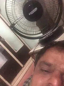 sexguruxxx online show from 22, 4, 2026