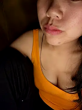 Xiu-L online show from 15, 12, 2025